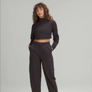 Lululemon LA Reversible Mock Neck